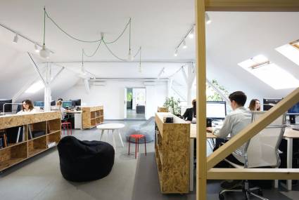 Zabriskie Office / foto: Relja Ivanić Zaposleni na radnom vremenu u kancelariji