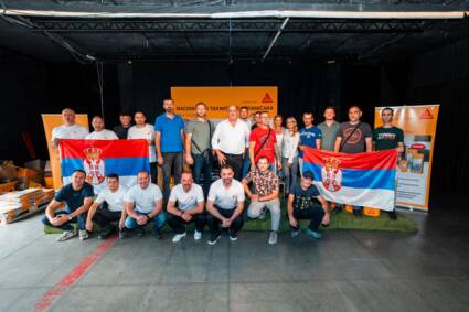 Srbija na svetskom takmičenju keramičara u Šangaju u Kini / foto: Sika Srbija na svetskom takmičenju keramičara u Šangaju u Kini / foto: Sika