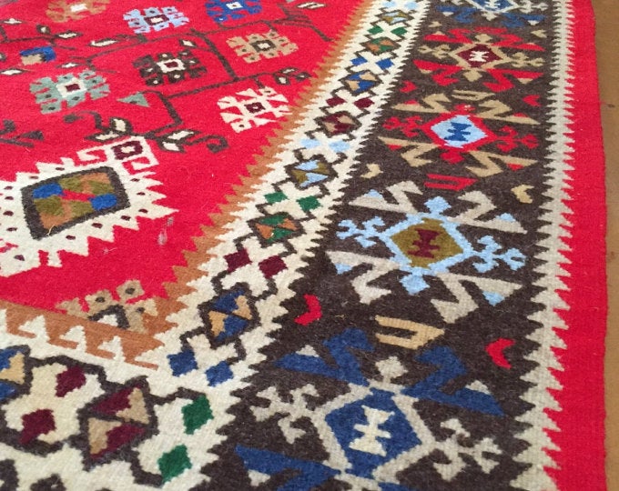 Pirot kilim rug