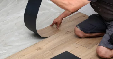 Installing vinyl flooring outdoors