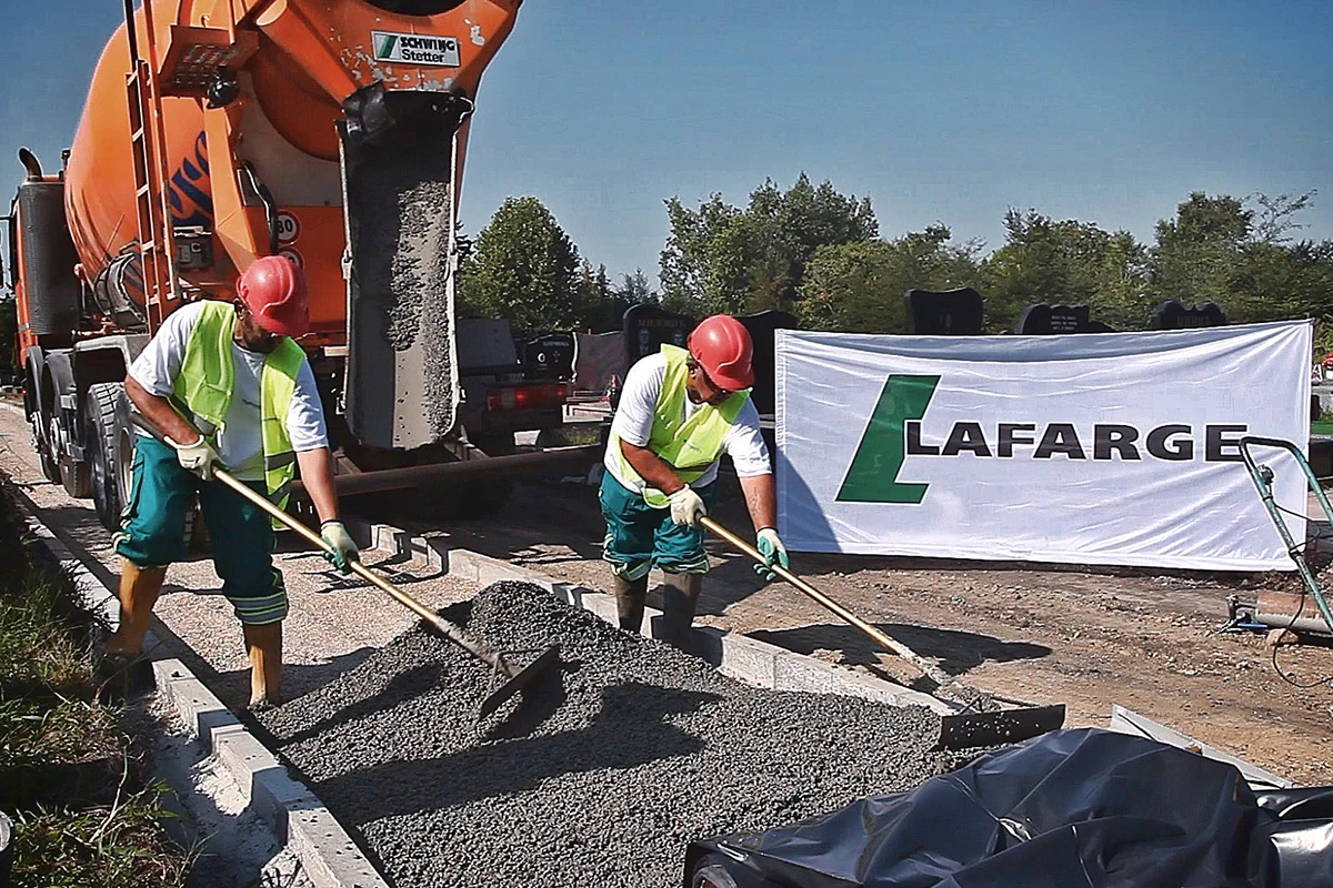 LaFarge Hydromedia™