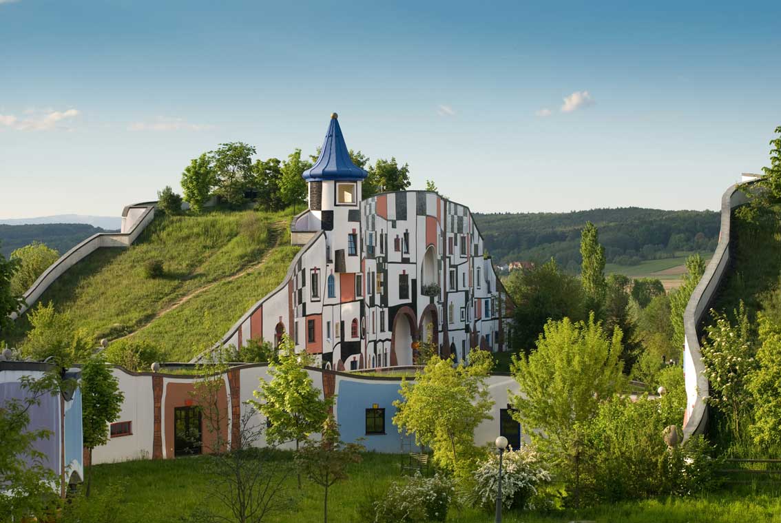 Friedensreich Hundertwasser - Hotel Therme Rogner Bad Blumau Kunsthaus