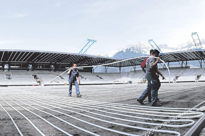 REHAU Postavljanje cevnih registara na stadionu Tivoli u Insbruku