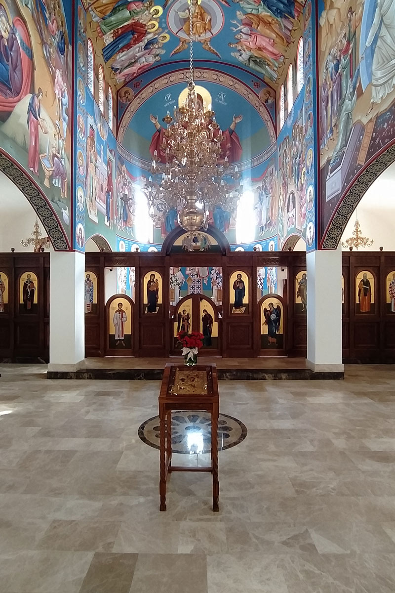 Crkva Ikone Presvete Bogorodice Trojeručice, manastir Središte kod Vršca / foto: Vladislav Lalicki i Vladimir Janković