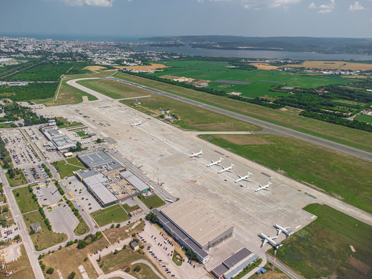 Ferobeton na pisti za avione 