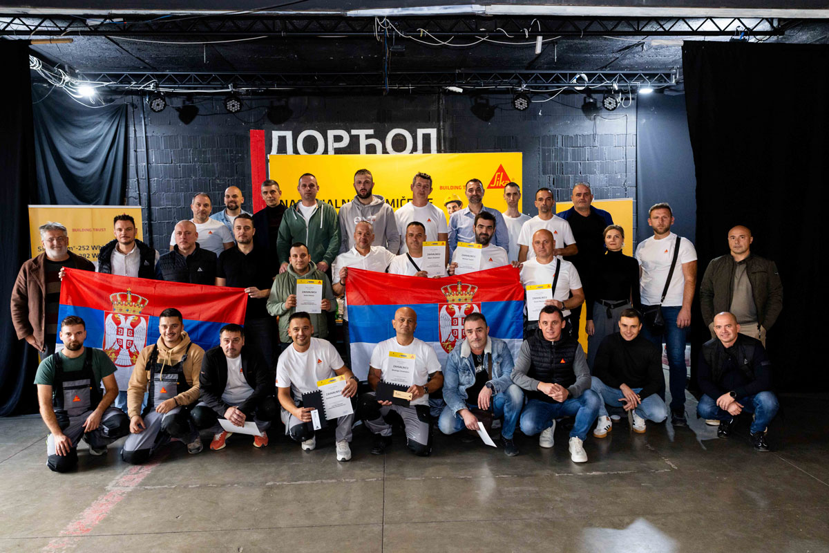 Učesnici Drugog takmičenja keramičara u Srbiji / foto: Sika