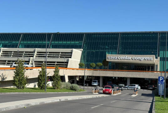 Brzina izrade, izdržljivost i otpornost u jednom poliuretanskom podu Sava Centar, Beograd / foto: MC-Bauchemie