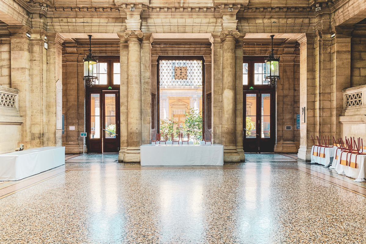 Terrazzo podovi u enterijeru stare zgrade / foto: freepik.com