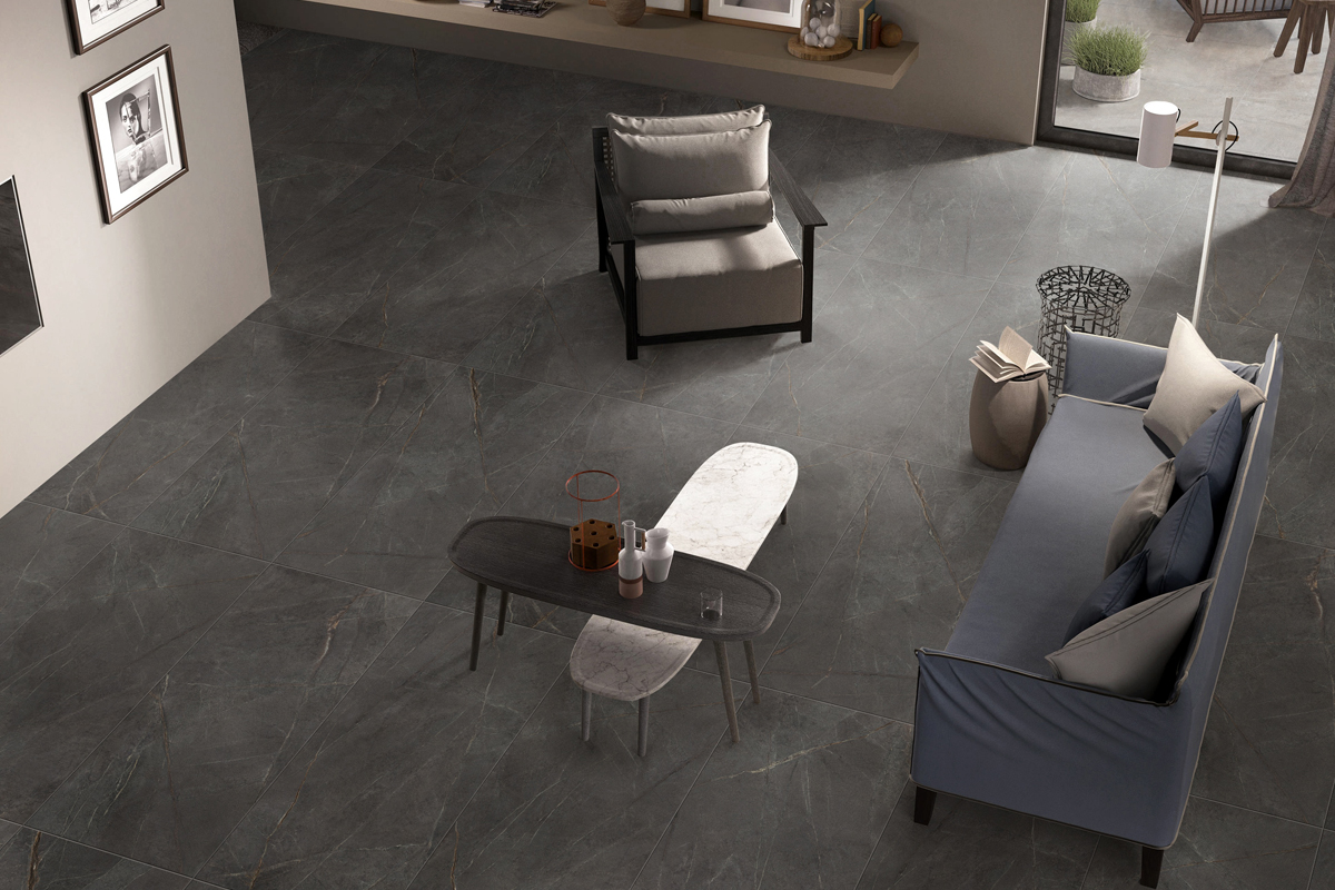 Mat završna obrada podnih obloga u enterijeru dnevne sobe / foto: freepik.com