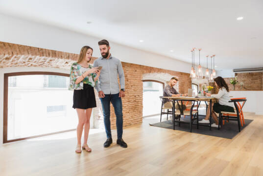 Kako izabrati podne obloge za moderne domove? Kako odabrati podne obloge za moderne domove / foto: freepik.com