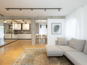 Projekat: B11 – Rekonstrukcija stana HM u Beogradu – Pod kao osnova prostorne dinamike Rekonstrukcija stana HM u Beogradu / foto: Jovana Rakezić