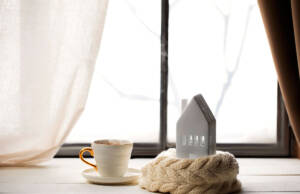 Topliji stan zimi i prijatniji leti uz pravilna rešenja od poda do plafona Pravilna rešenja od poda do plafona / foto: freepik.com