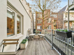 Balkoni i terase: Vodič kroz složene konstrukcije Moderno uređena terasa